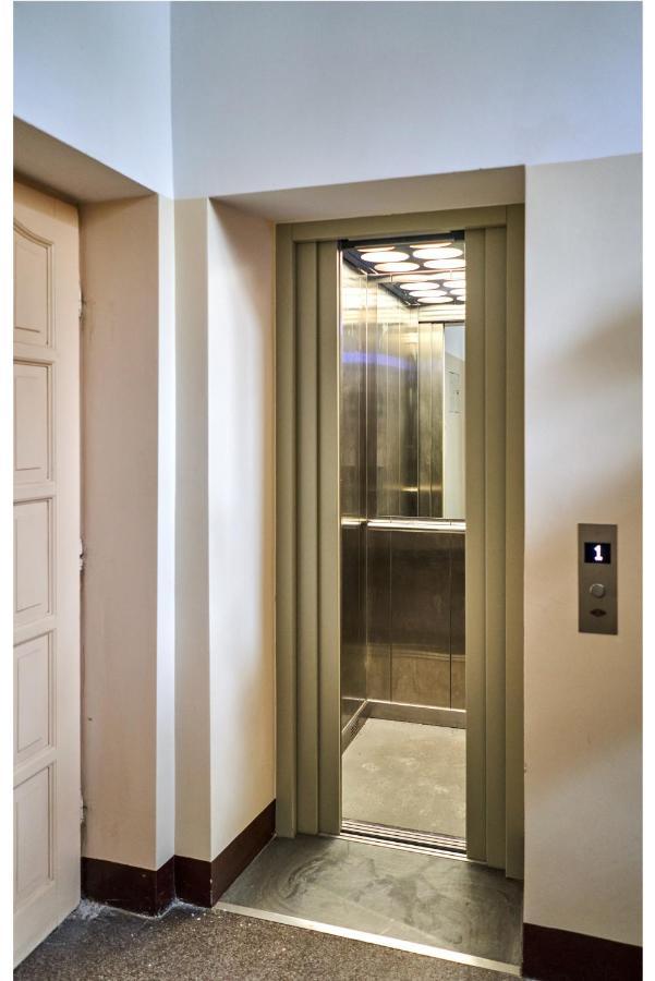 Kredytowa Warsaw Apartment מראה חיצוני תמונה